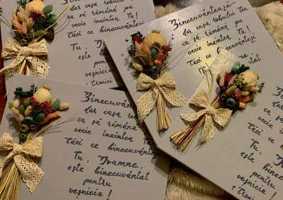 Grace's Gift Shop - Tablouri decorate cu flori și plante uscate