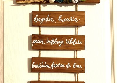 Grace's Gift Shop - Tablouri decorate cu flori și plante uscate